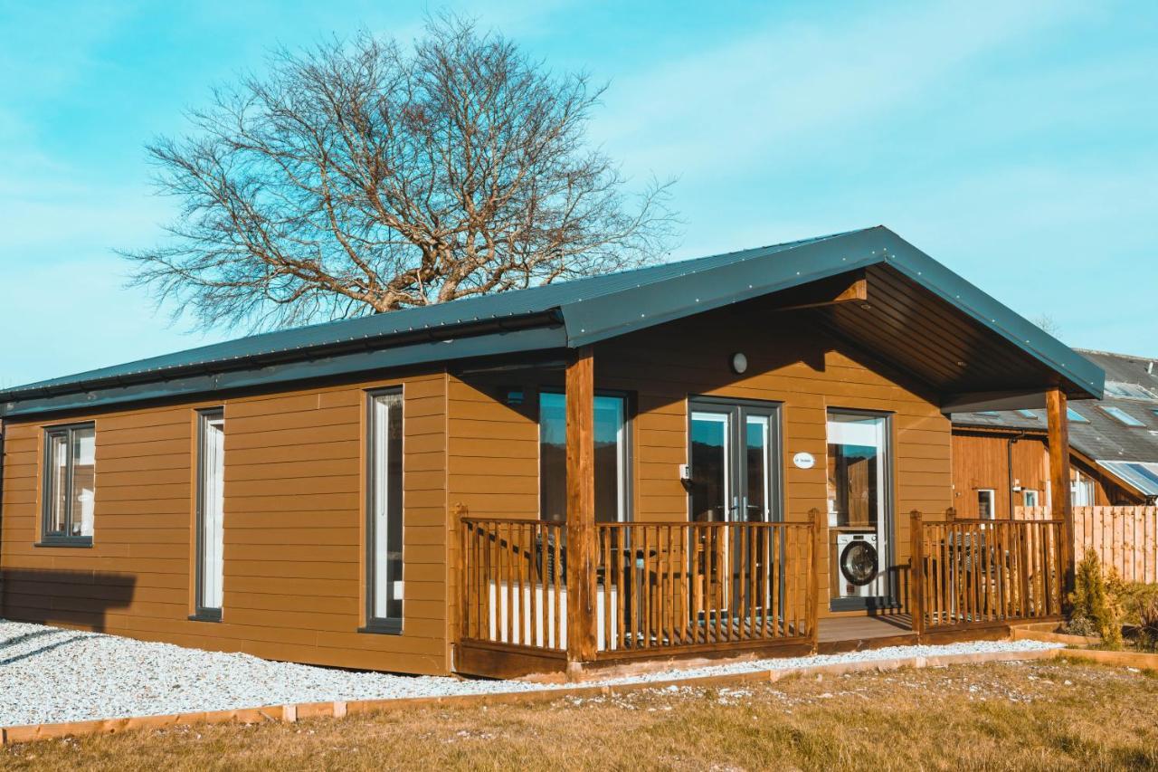 Broadford Lodges Skye エクステリア 写真