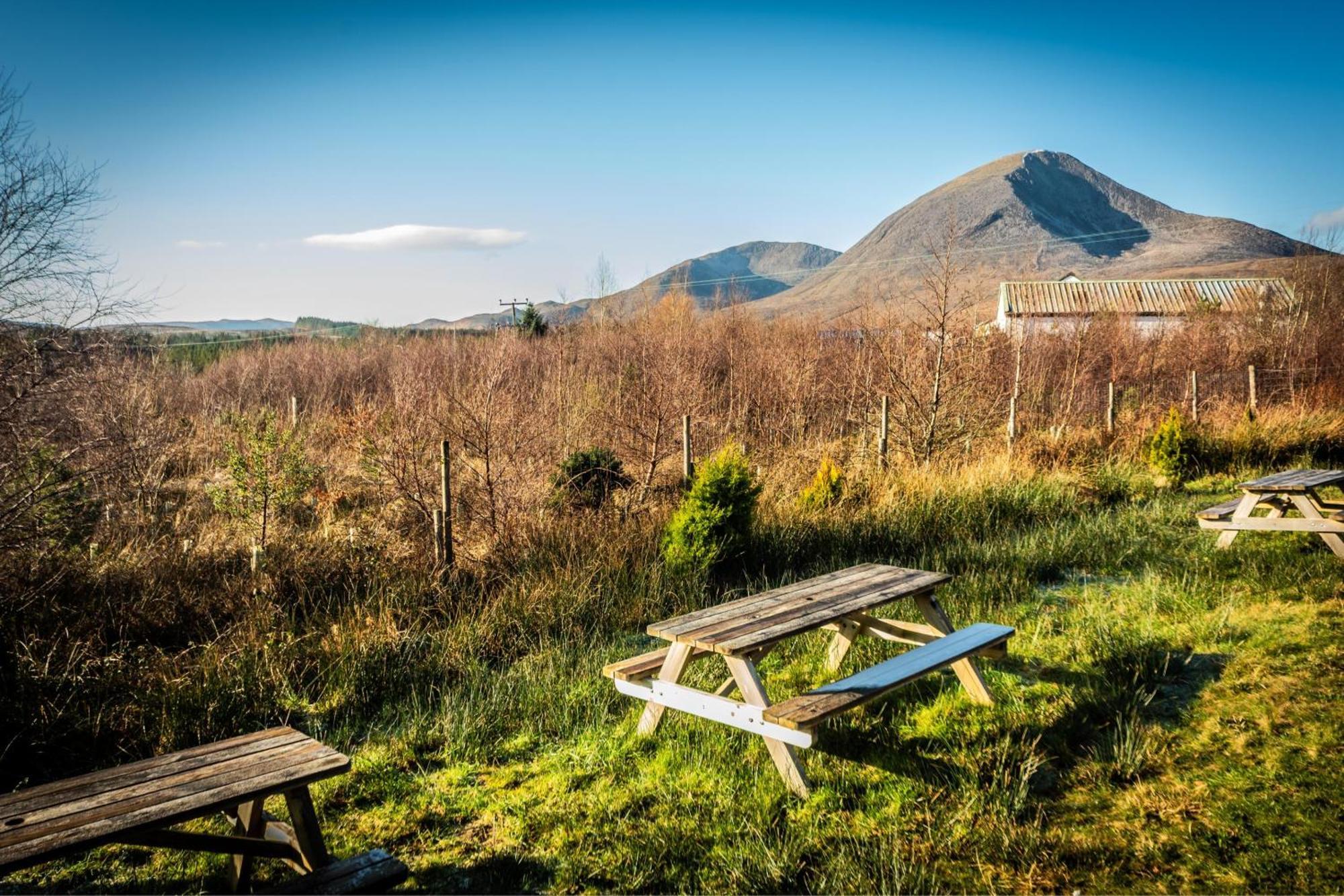 Broadford Lodges Skye エクステリア 写真